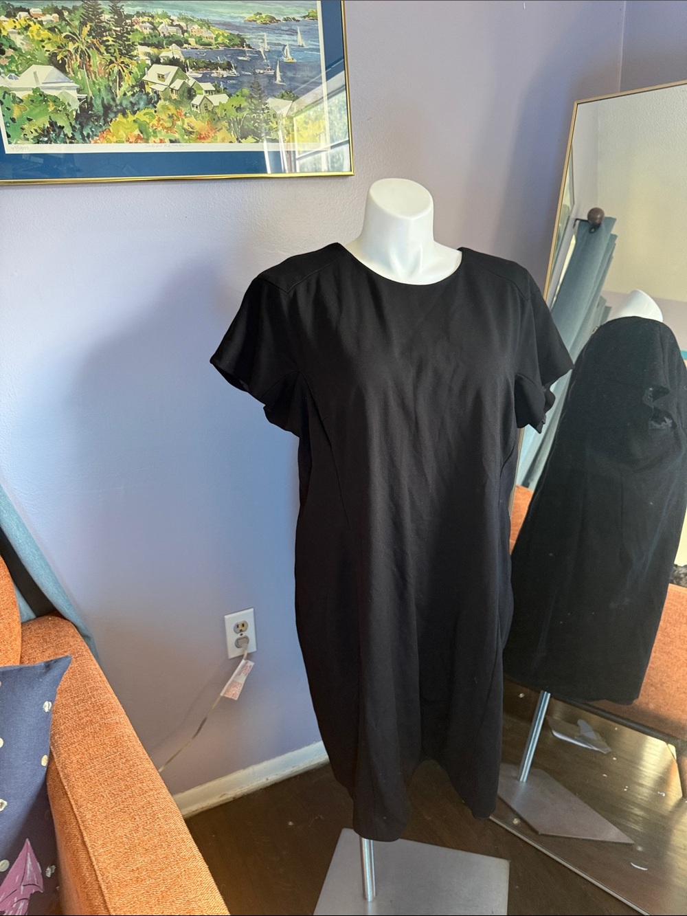 Ellen Tracy Classic Black Mini Shift Dress